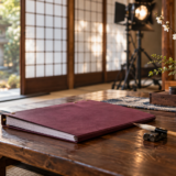 京都の風景と映画の台本を組み合わせたイラスト